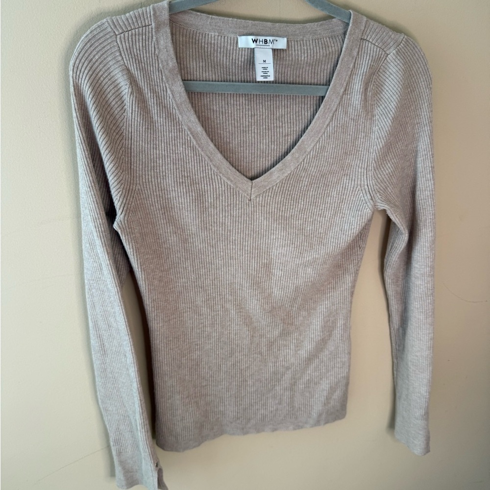 White House Black Market V-Neck Ribbed Pullover Top rayon nylon size M oatmeal